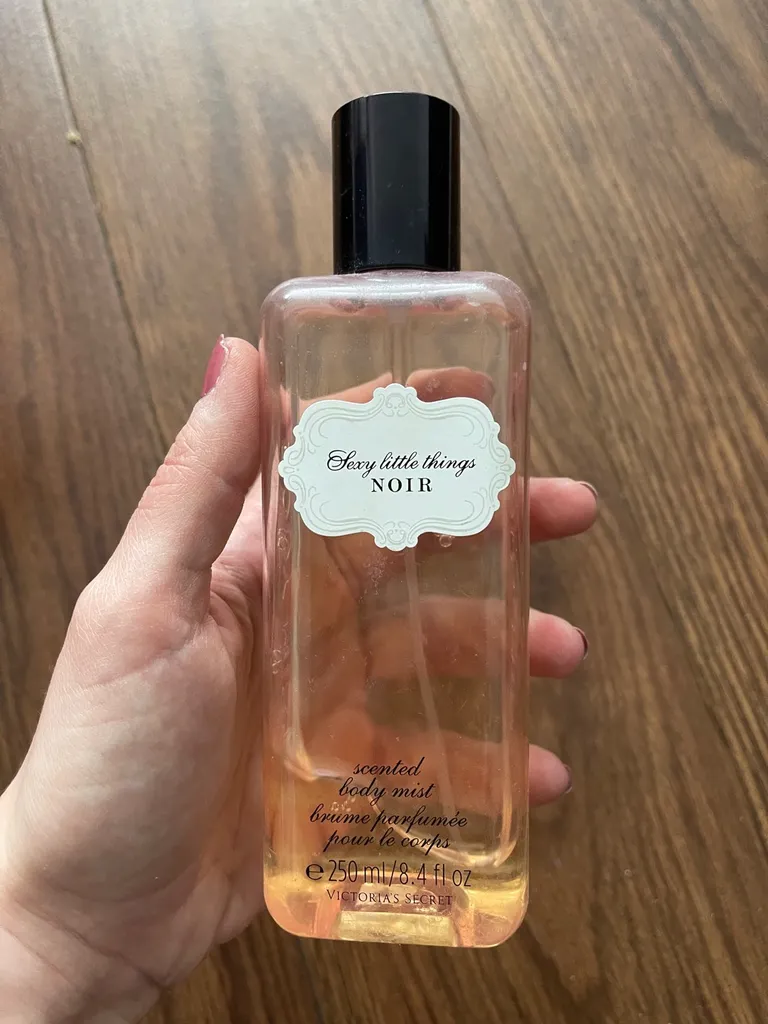 Victoria’s Secret Body Mist photo 1