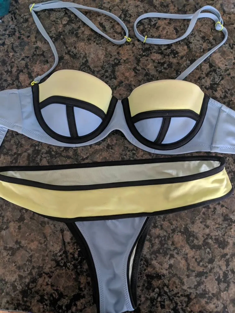 Victoria's Secret Bikini photo 1