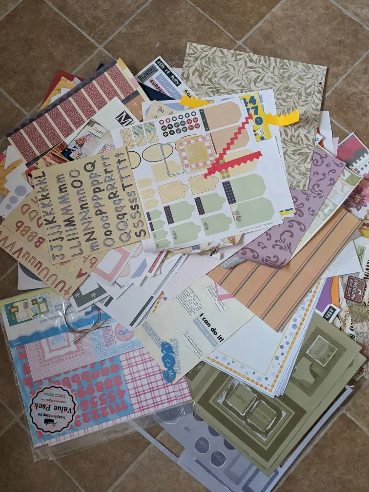 👨‍🎨👩‍🎨Art Supplies!!! Scrapbooking!! photo 1