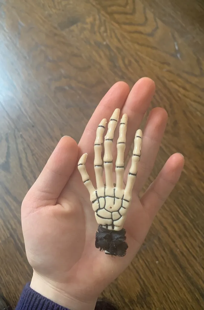 Skeleton Hand Hair Clip photo 1