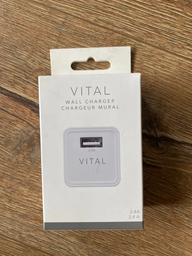 Vital Wall Charger 2.4A photo 1