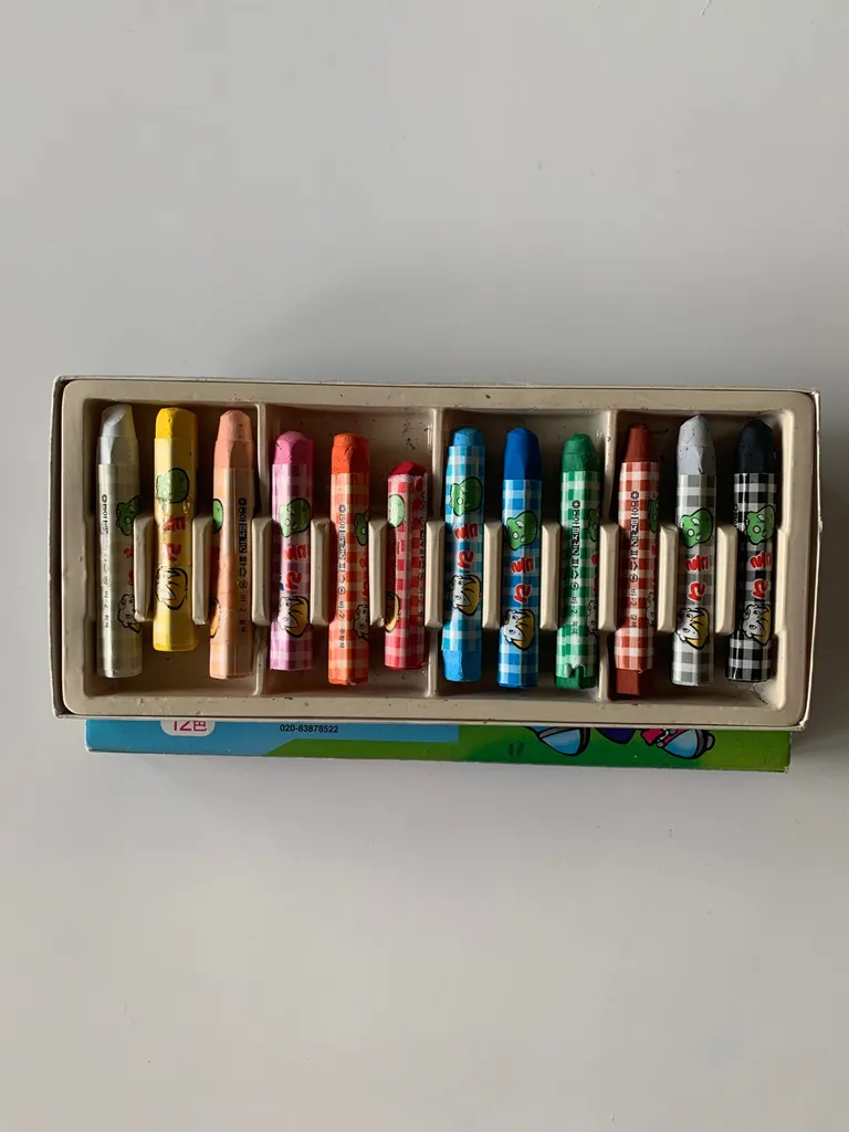 EUC Oil Pastels photo 1