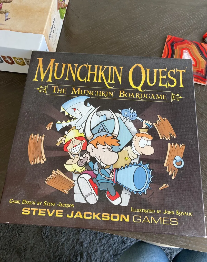 Munchkin Quest Board Game photo 1