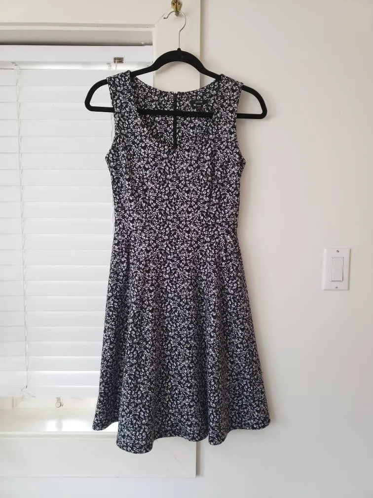 Lovely Made-in-Canada Dress photo 1
