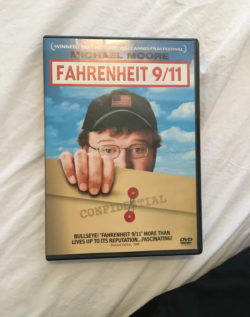Fahrenheit 9/11 photo 1