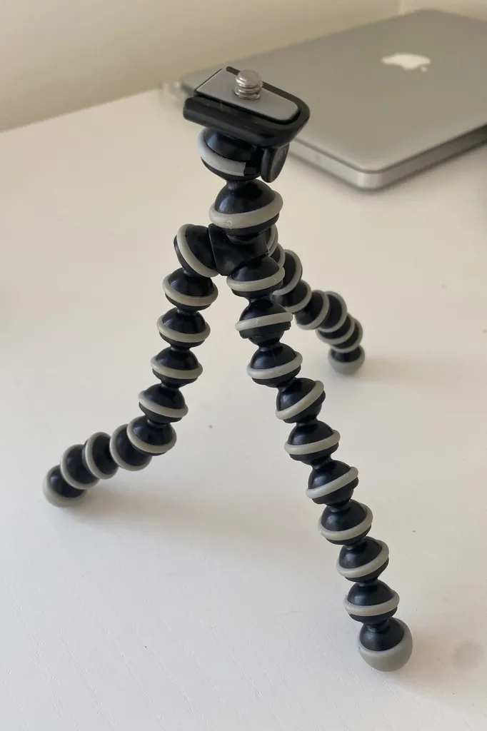 Mini Tripod photo 1