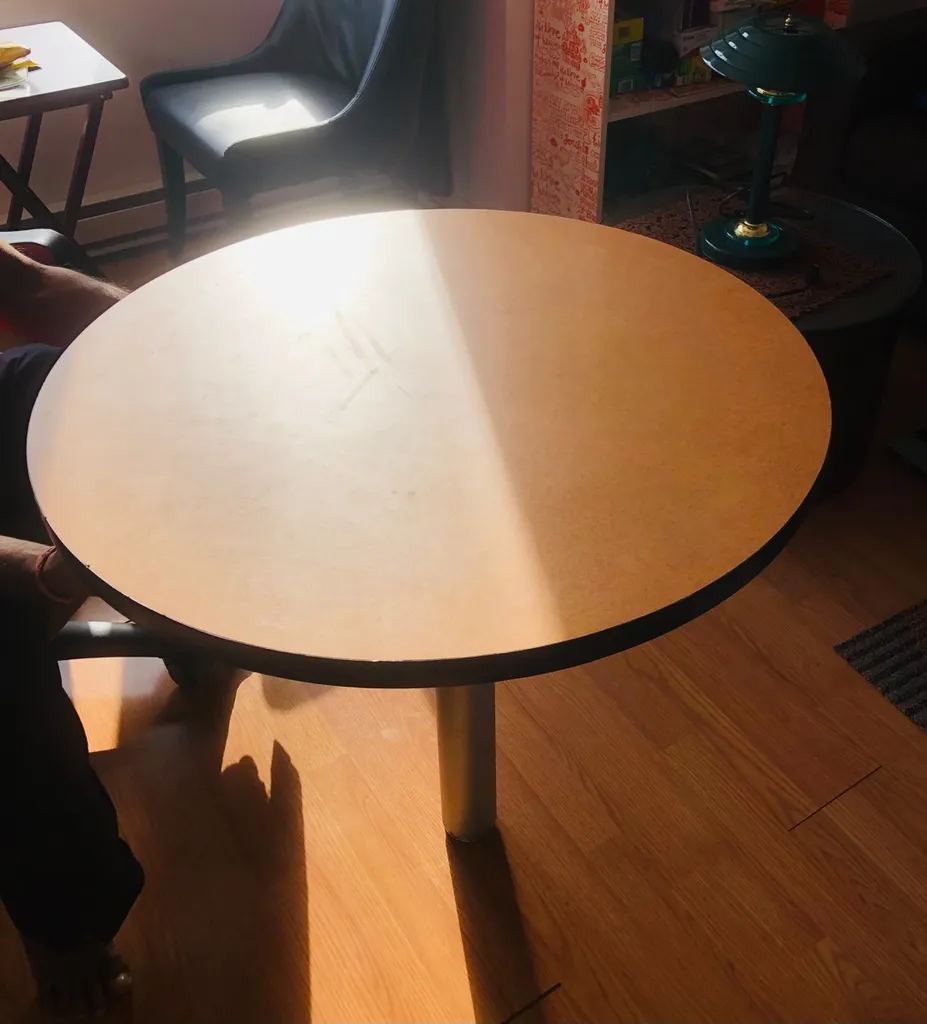 Round Table Top photo 1