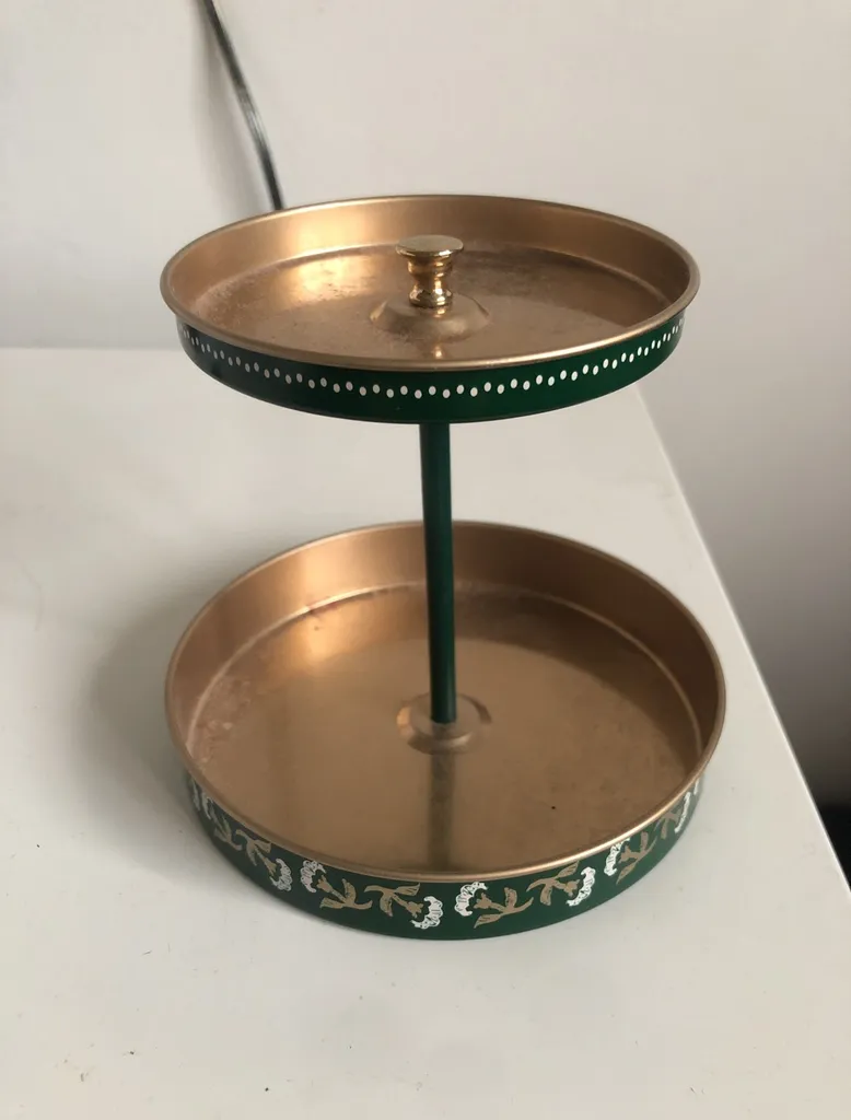 small two tiered tray photo 1