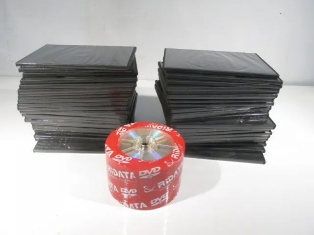 4 Pack Of Ridata Rewritable DVDs And 45 DVD Cases photo 1