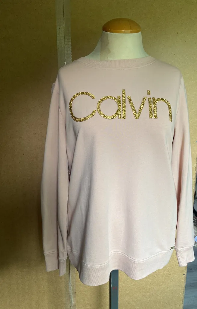 BNWT Calvin Klein Crewneck Sweater photo 1