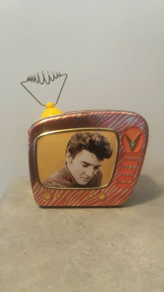 Elvis Tin Purse Or Display Item ISo Wine photo 1