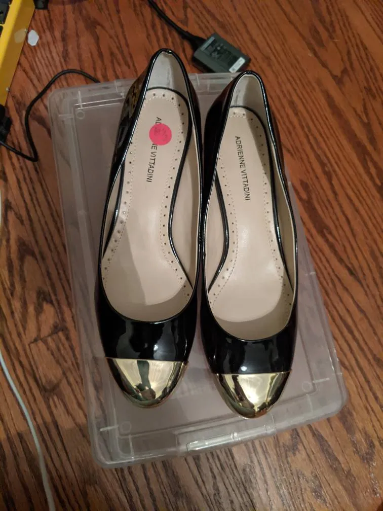 Flats - Size 8.5 photo 1