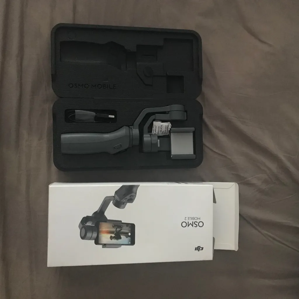 DJI Osmo Mobile photo 1