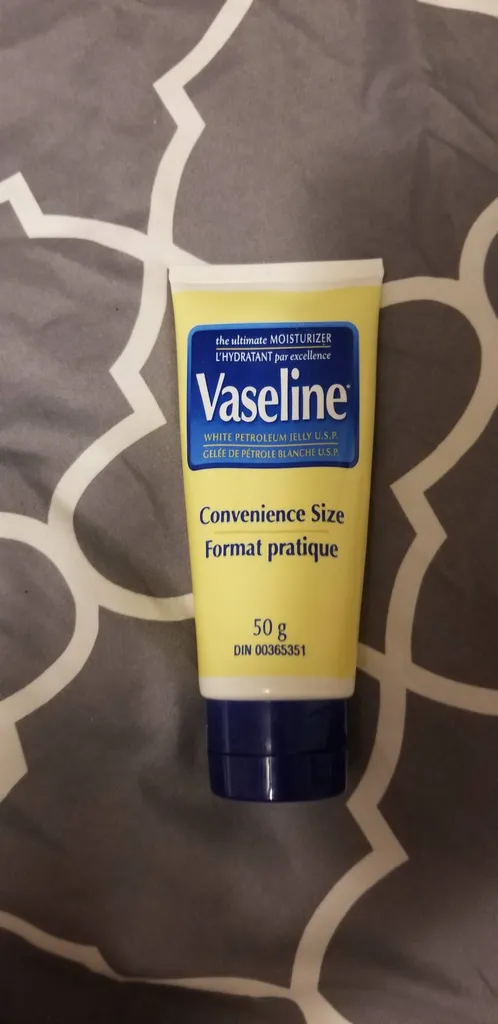 Vaseline - Travel Size photo 1