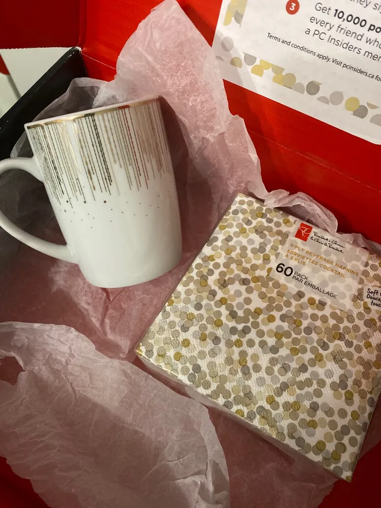 Mug and Napkins photo 1