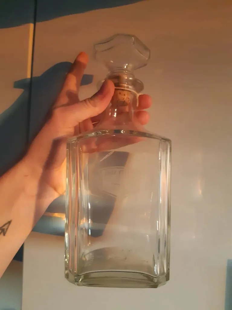 Glass Decanter photo 1