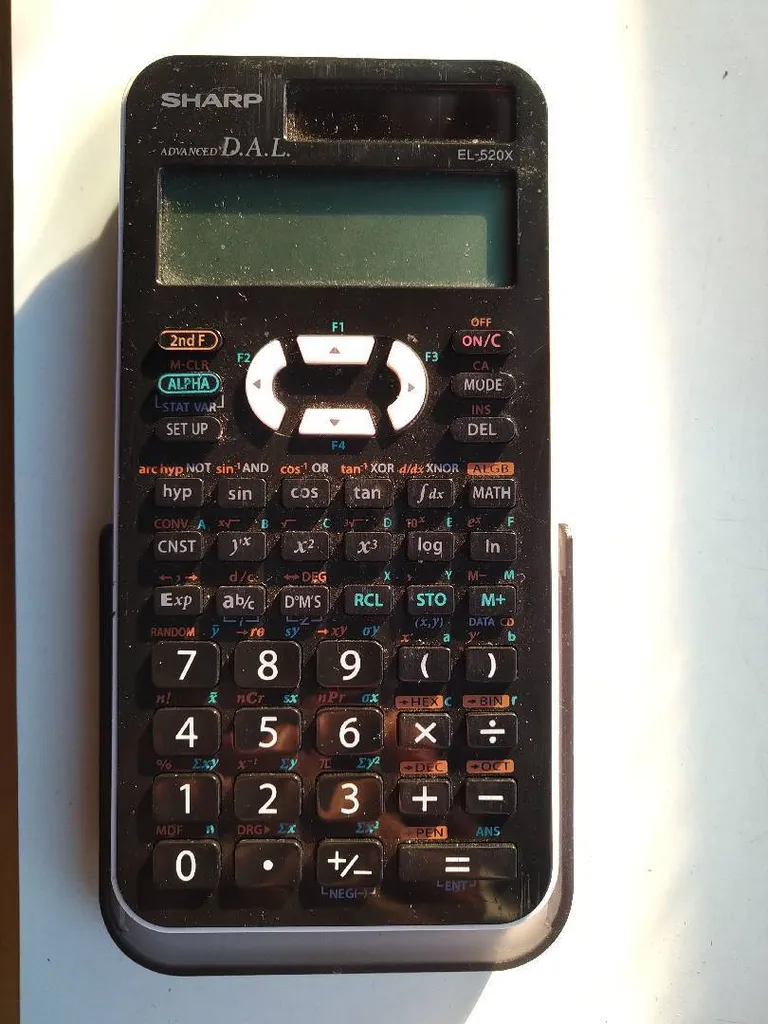 Sharp EL-520X calculator photo 1