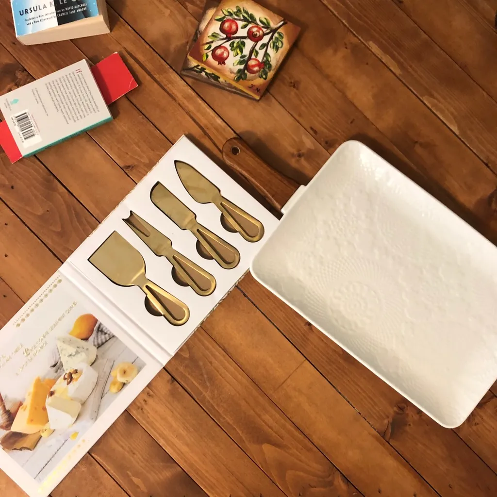 Platter And Cheese Knives photo 1