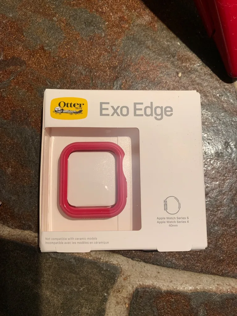 BNIB Apple Watch 40mm Otterbox Case photo 1