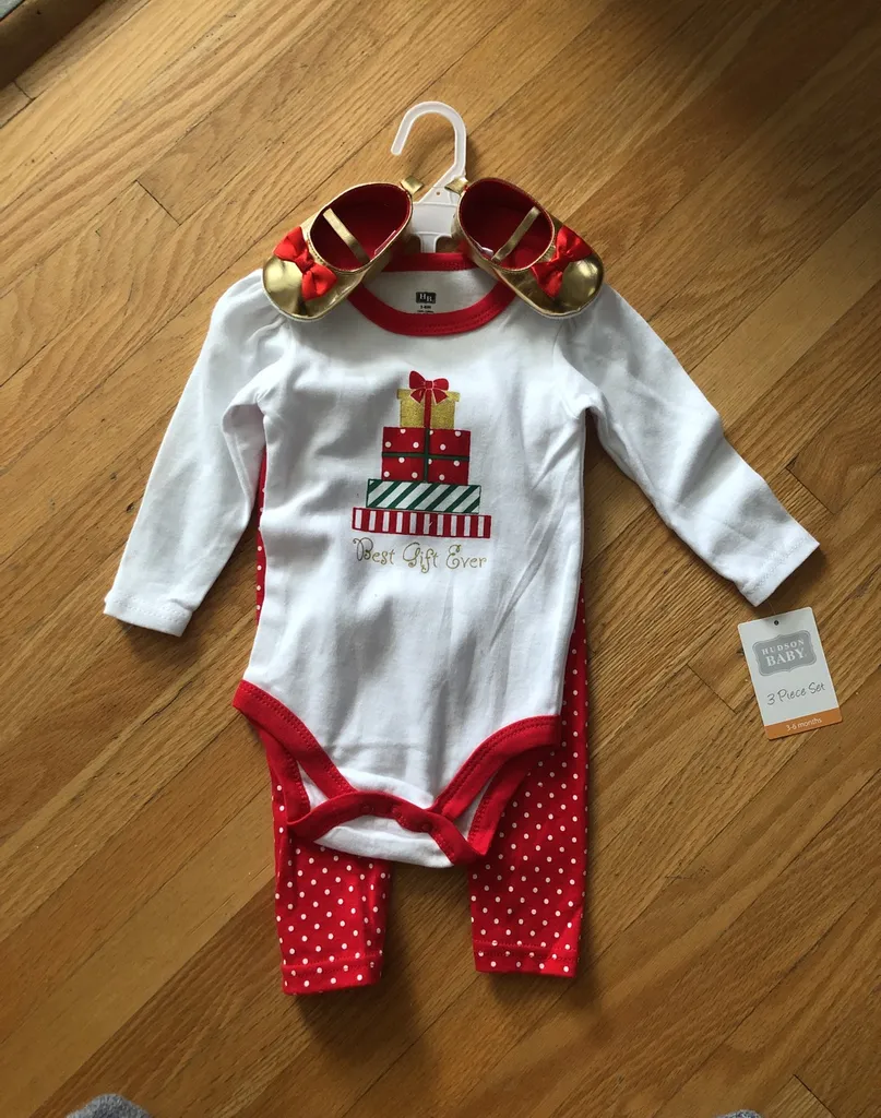 3-piece Christmas Set BNWT 3-6 Months photo 1