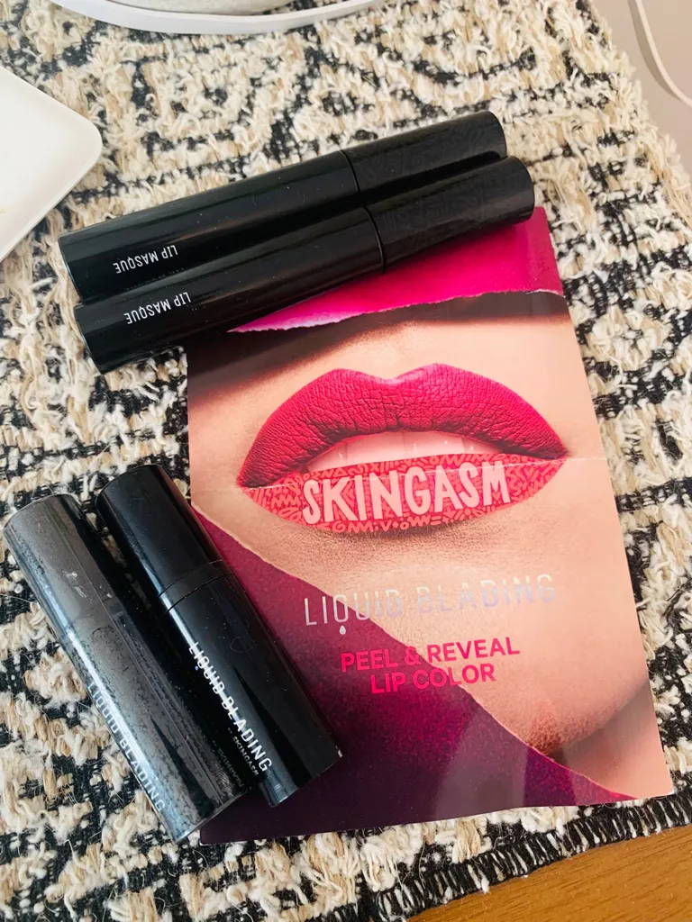 Peel-away Lip Colour From SkinGasm photo 1