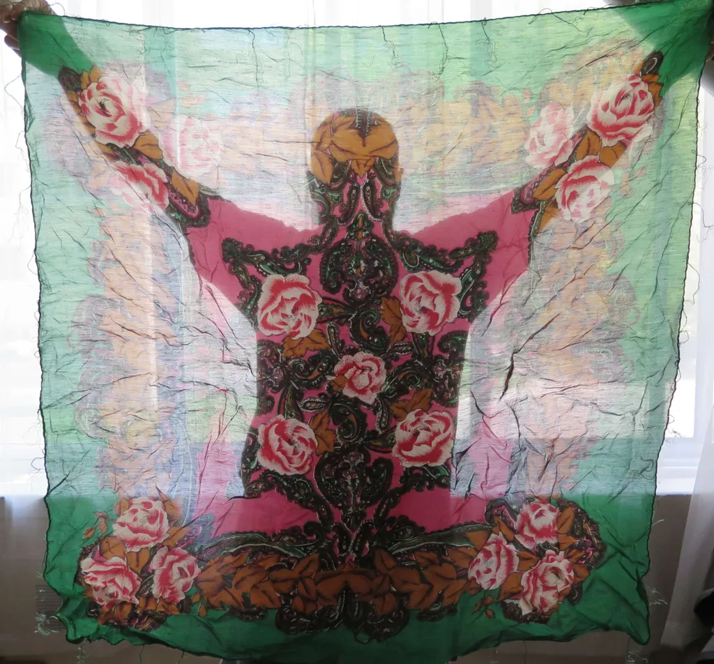 VINTAGE 1960s scarf Flowers theme photo 1