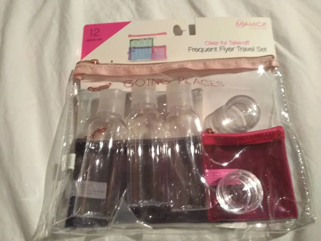 Travel Set Brand-new photo 1