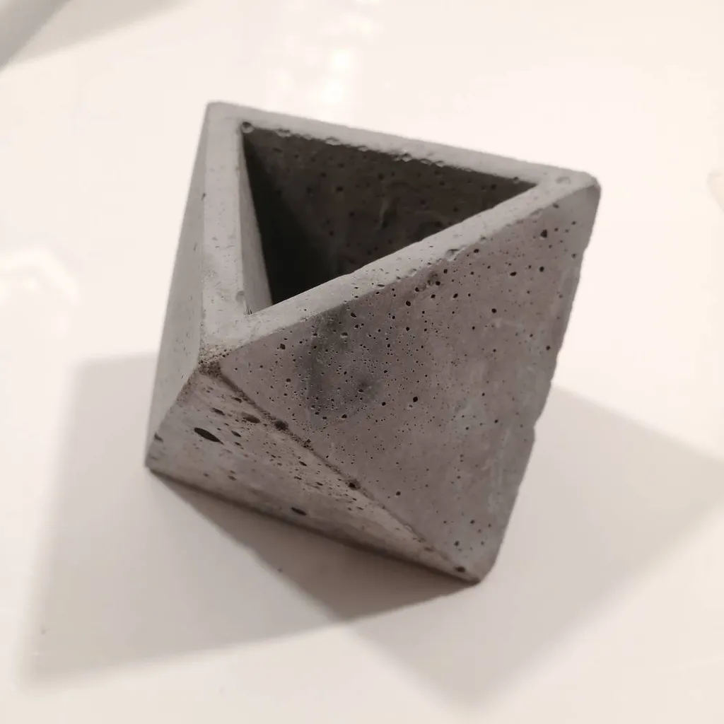 Concrete Planter photo 1