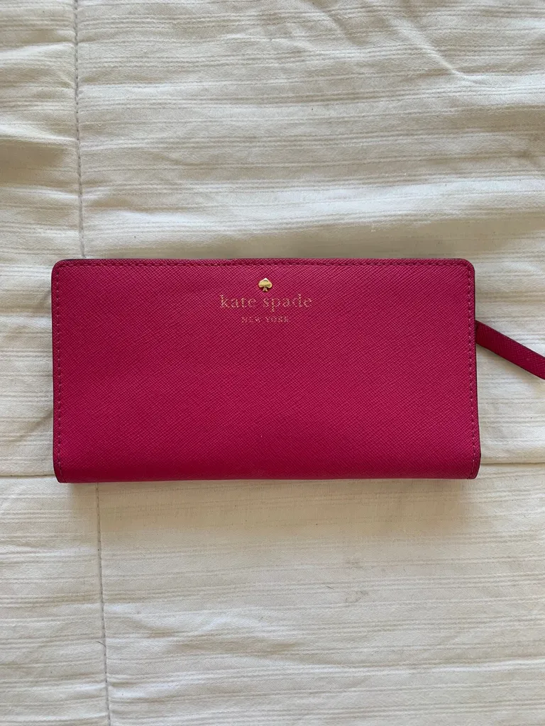 Kate Spade Wallet photo 1