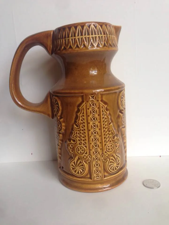 RETRO VINTAGE PITCHER photo 1