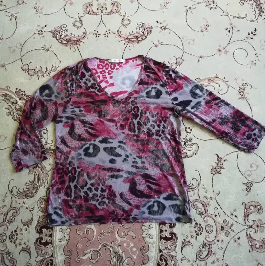 Nygard Printed 3/4 Sleeves Top photo 1