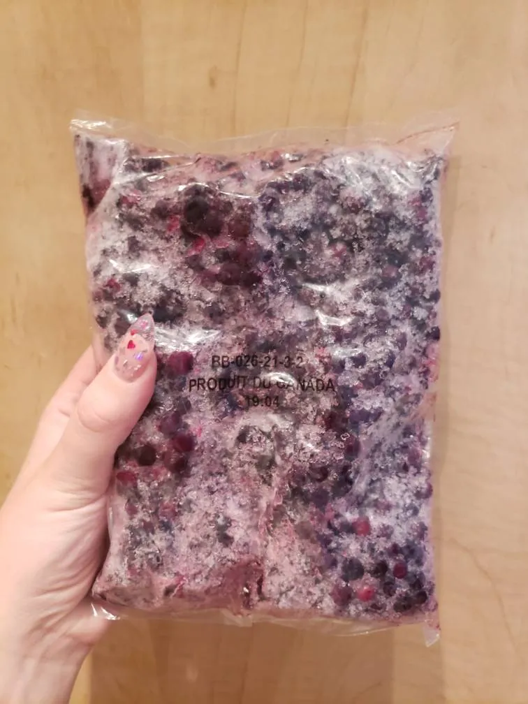 unidentified frozen berries photo 1