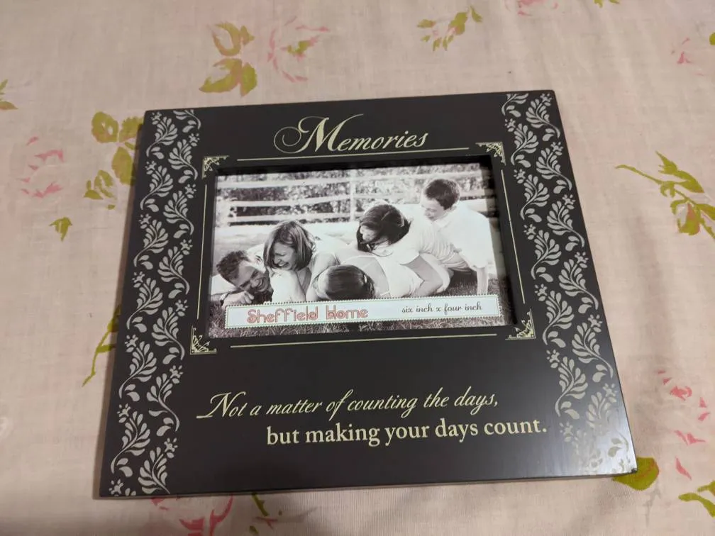 Photo Frame - Memories photo 1