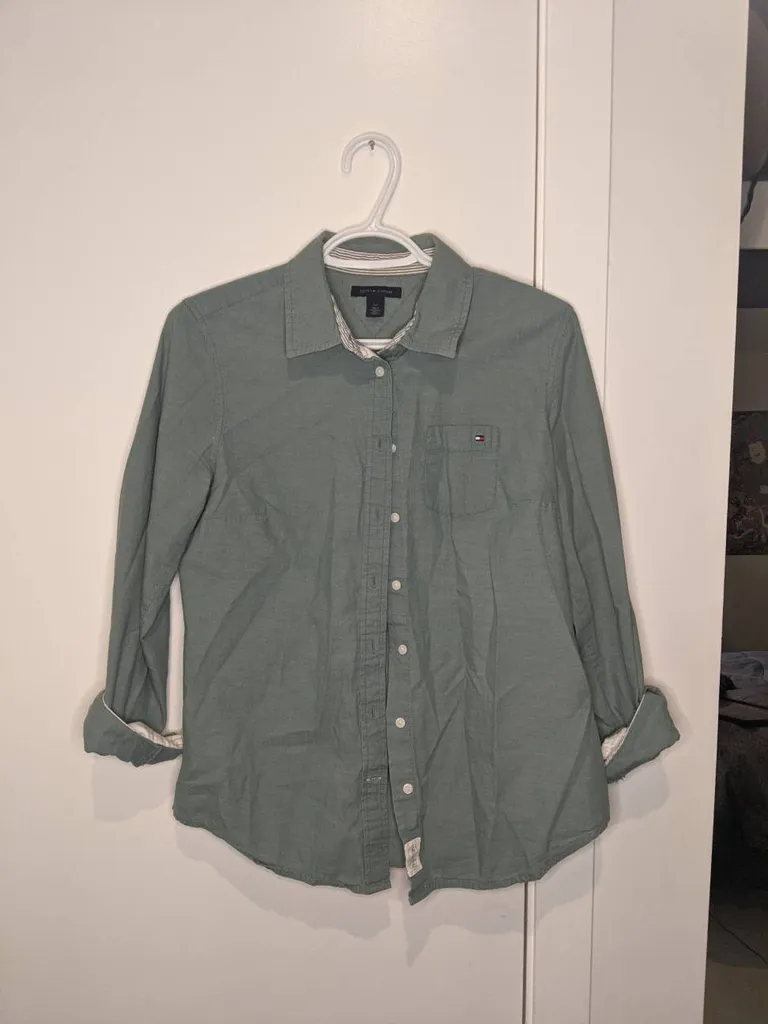 Tommy Hilfiger Button Up photo 1