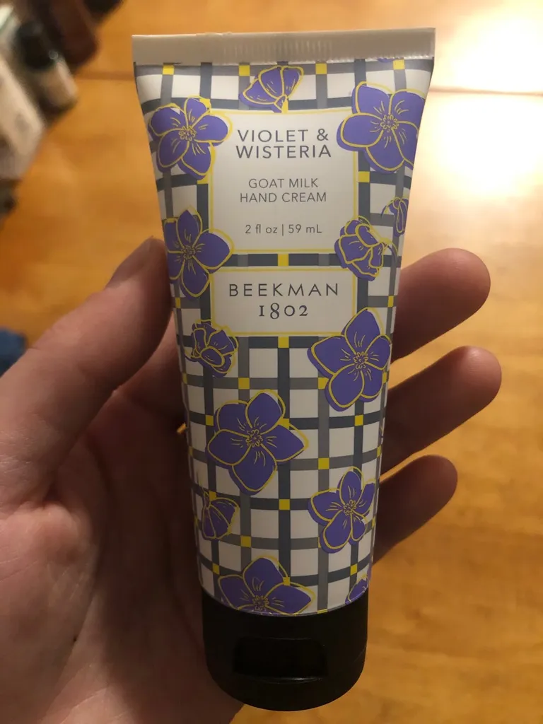 BRAND NEW HIGH QUALITY BEEKMAN 1802 GOAT MILK HAND CREAM photo 1