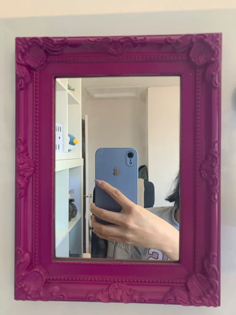 Magnetic Purple/Magenta Mirror photo 1