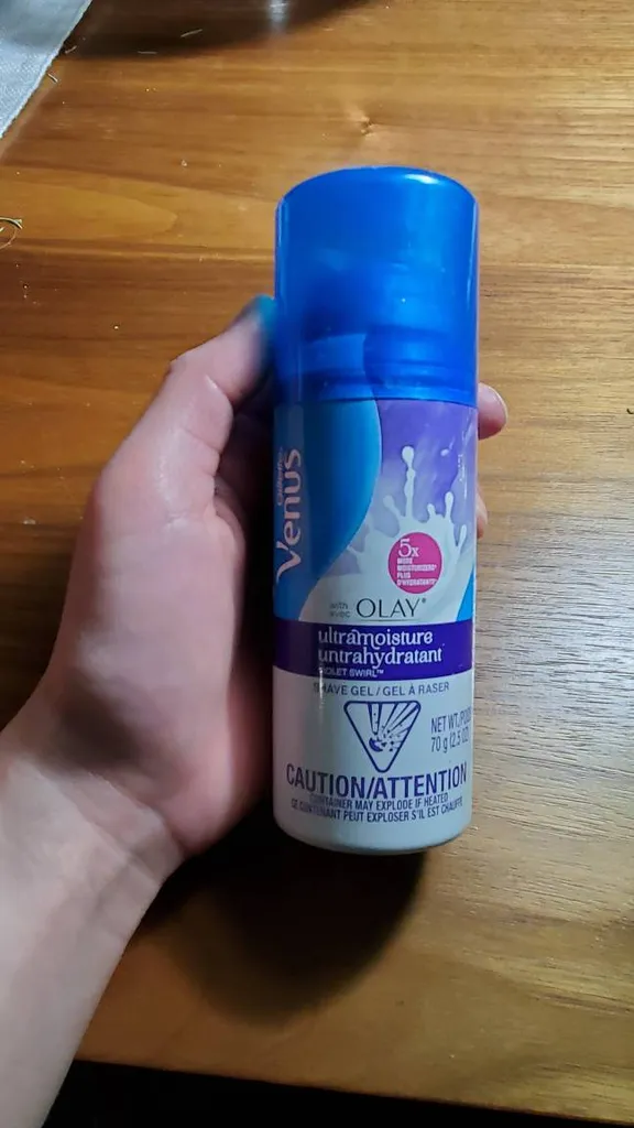 Venus Shaving Cream photo 1