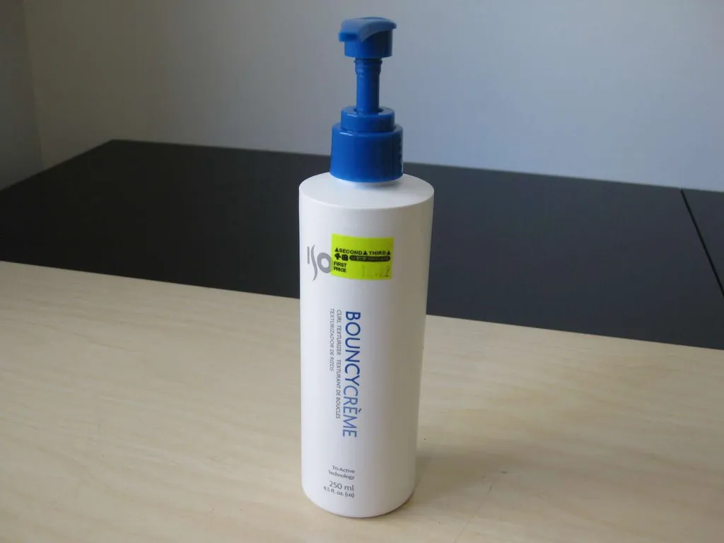 Curly hair texturizer (more than half bottle left) photo 1