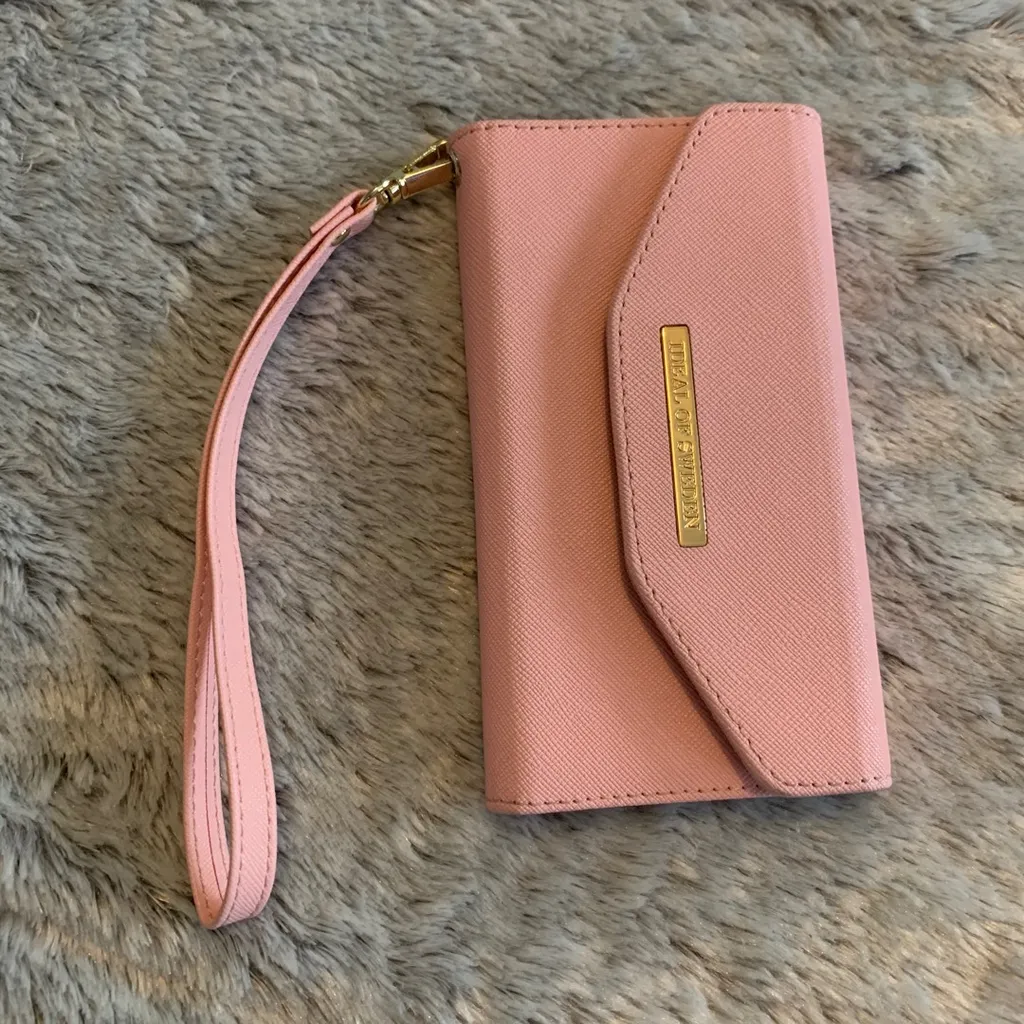 Pink Phone Wallet photo 1