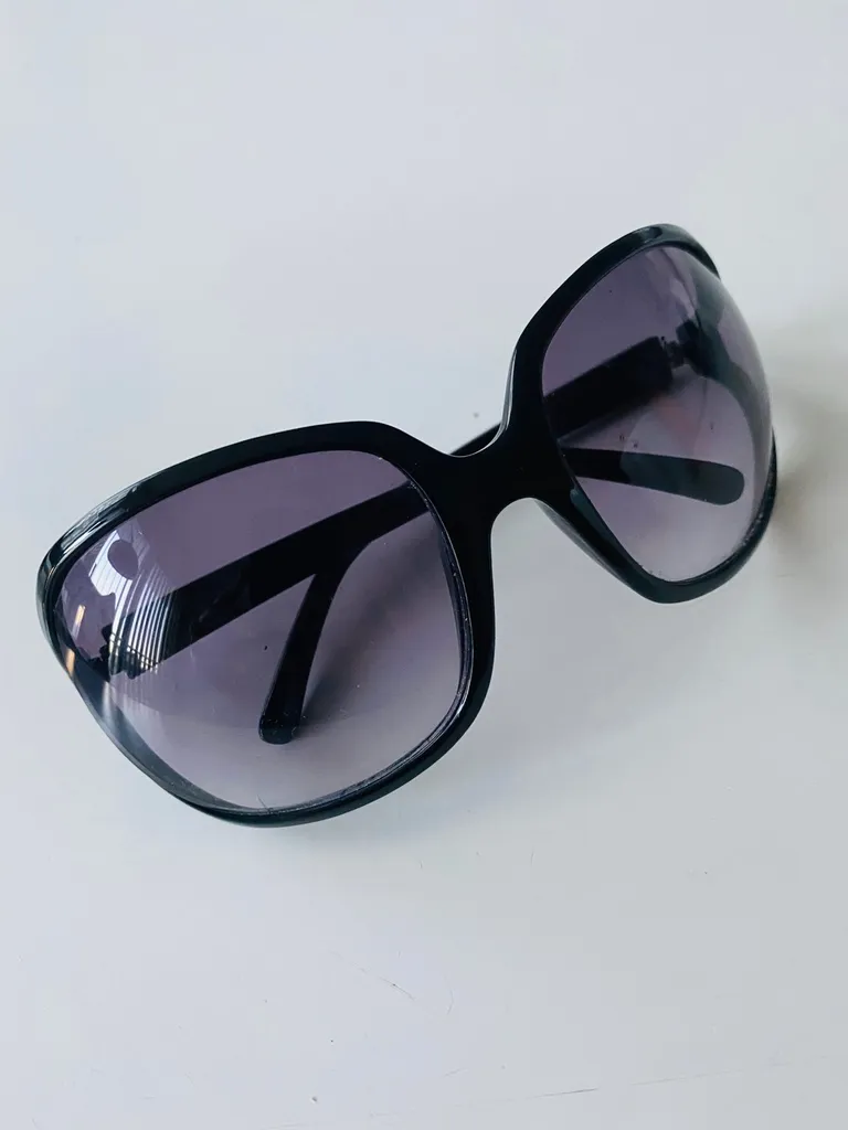 Oversized Sunglasses photo 1