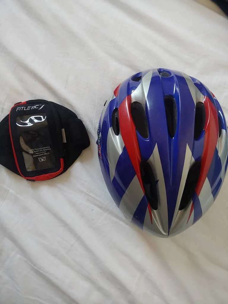 Helmet And Phone Arm Holder photo 1