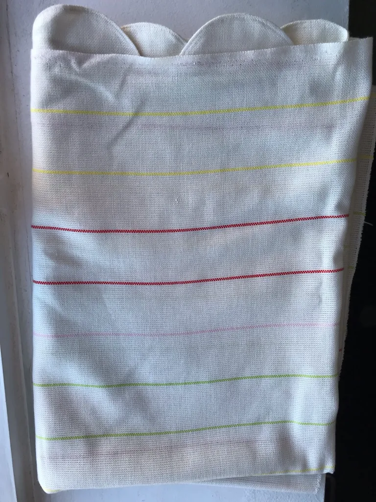 Pretty Cute Curtains - Set Of 2 photo 1