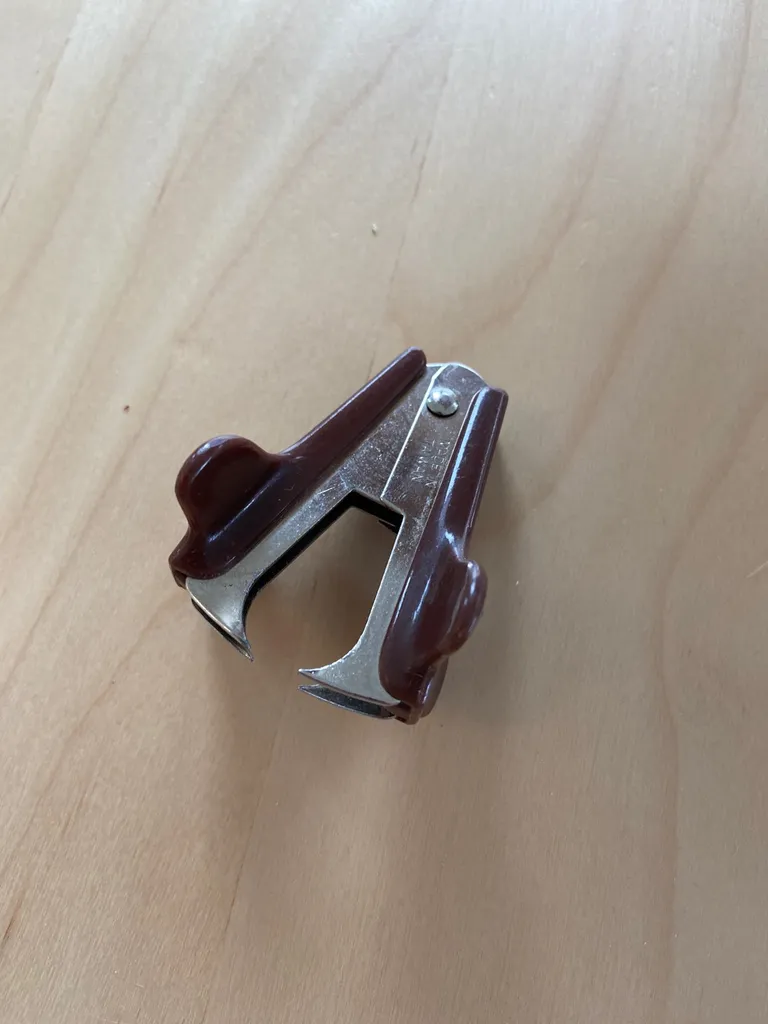 FREE Staple Remover (aka the Unstapler) photo 1
