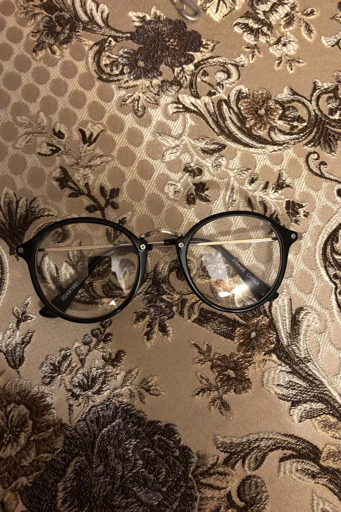 Fake Glasses photo 1