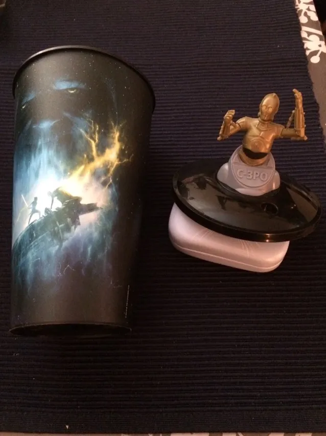 *Free* Star Wars Cup photo 1