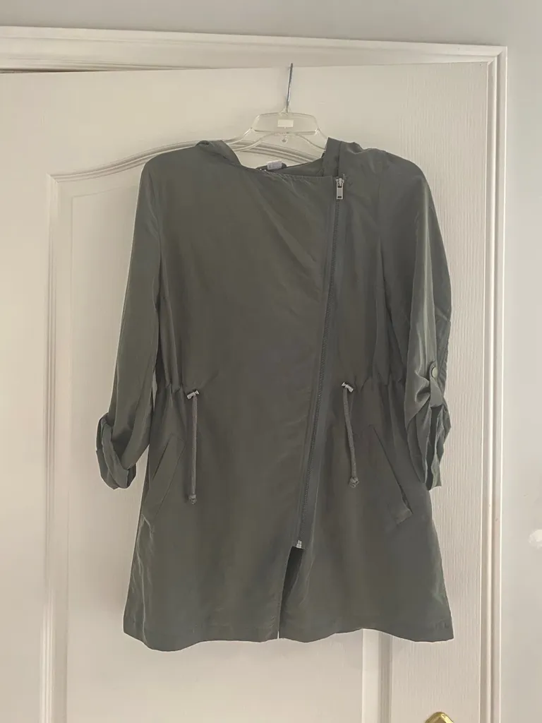 H&M Spring Jacket In Army Green photo 1