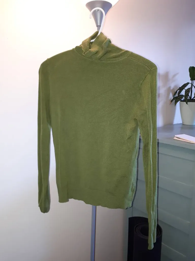 Twik Turtleneck (s) photo 1