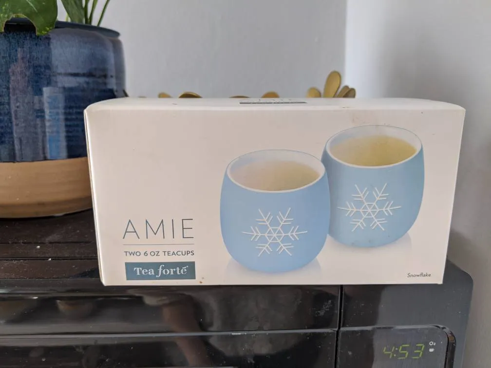 2 Tea Cups (6oz) photo 1