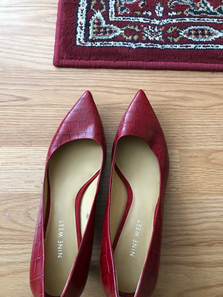 Nine West Red Flats photo 1