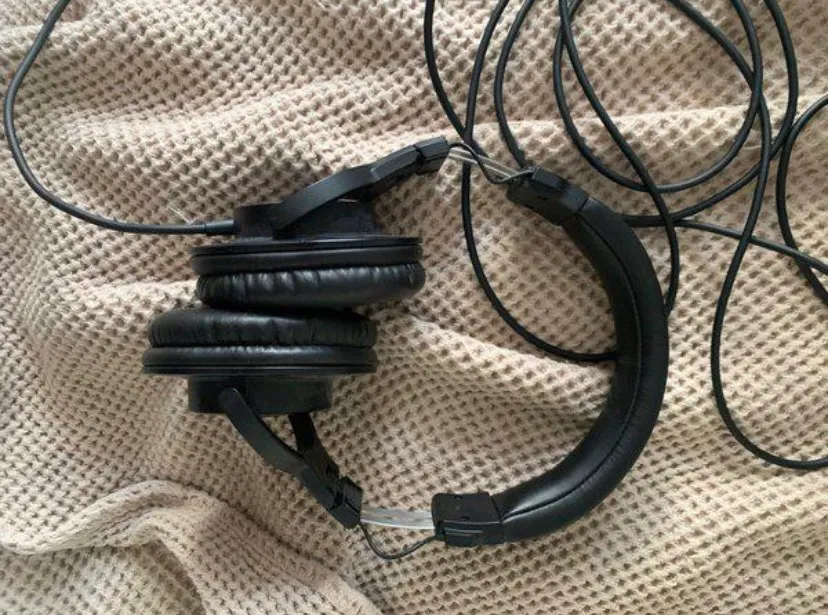 audio-technica headphones ATH-uM30x photo 1